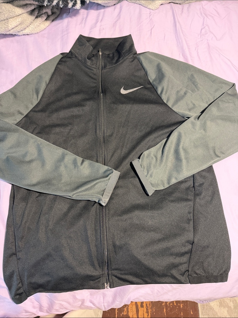 Nike Black Full-Zip Performance Jacket with Gray Sleeves